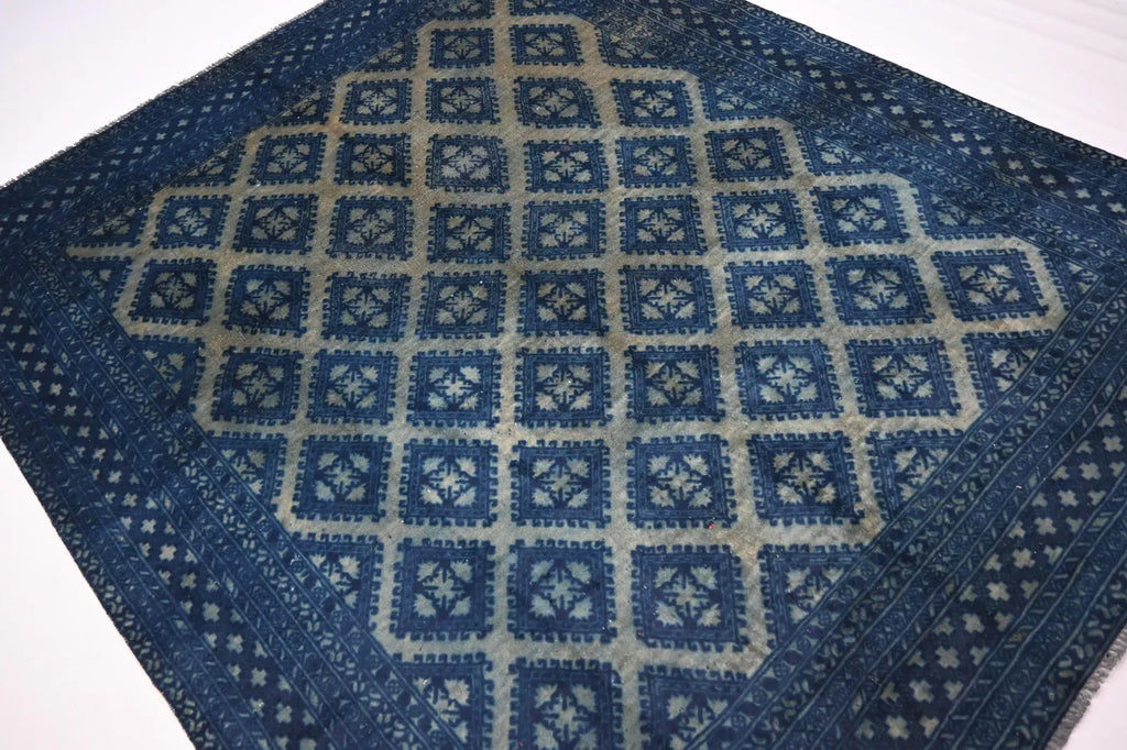 Royal Zafira 6’4” × 7’8”