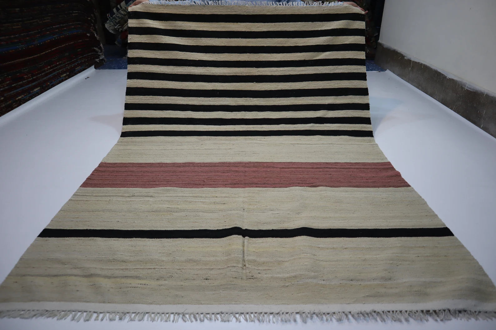 Stripea 4’11” × 6’11”