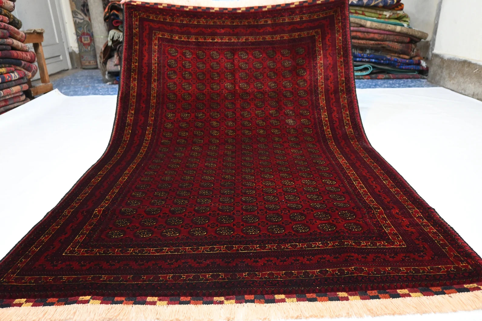 Zarbura 4'3" × 6'4"