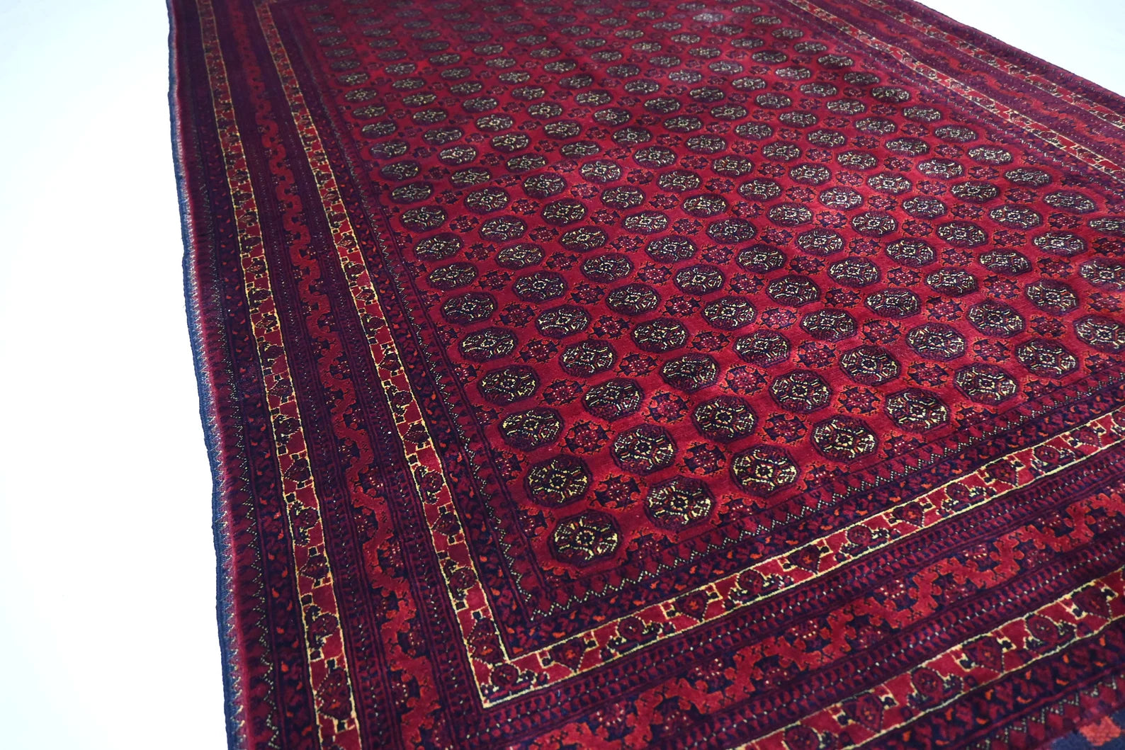 Zarbura 4'3" × 6'4"