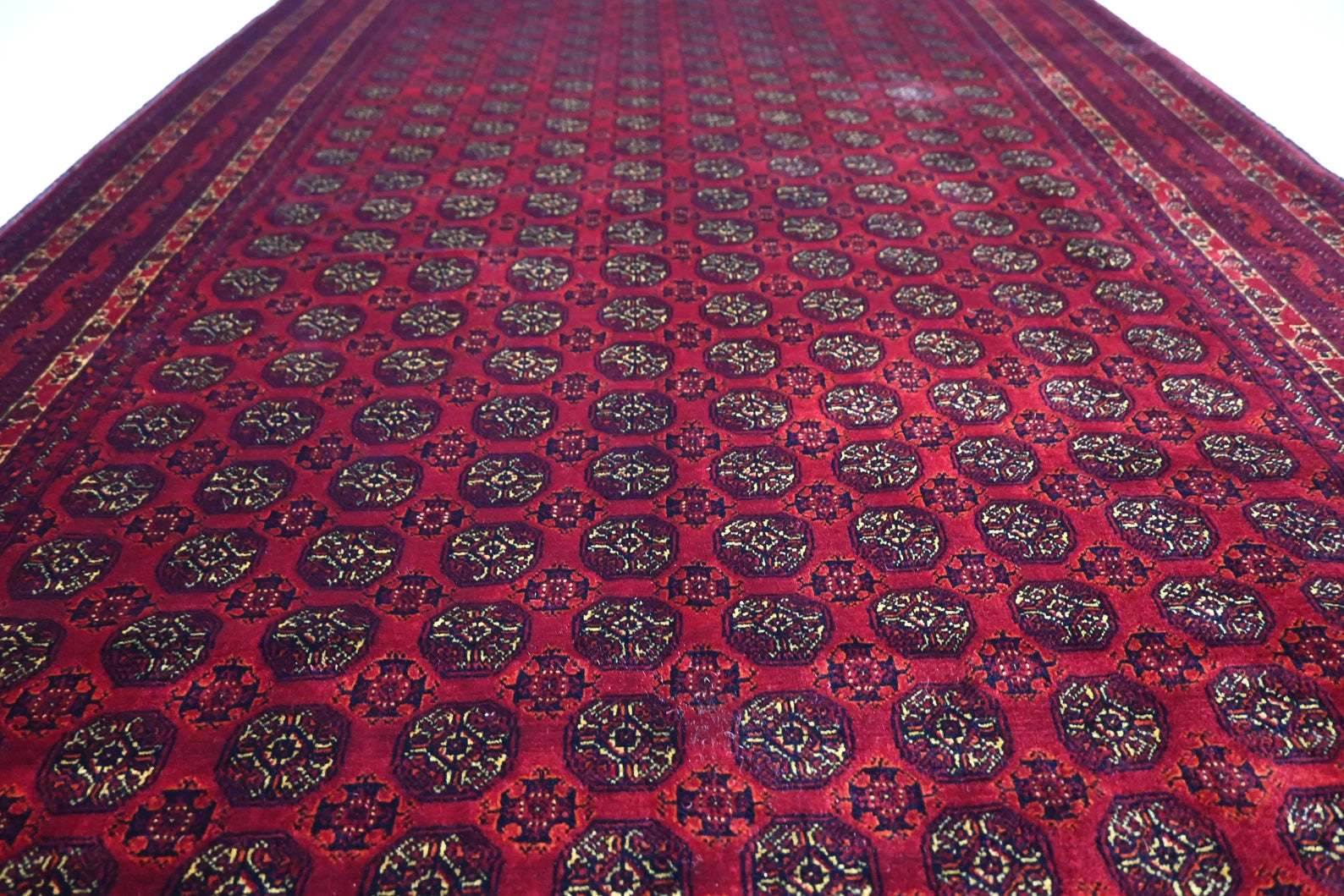 Zarbura 4'3" × 6'4"