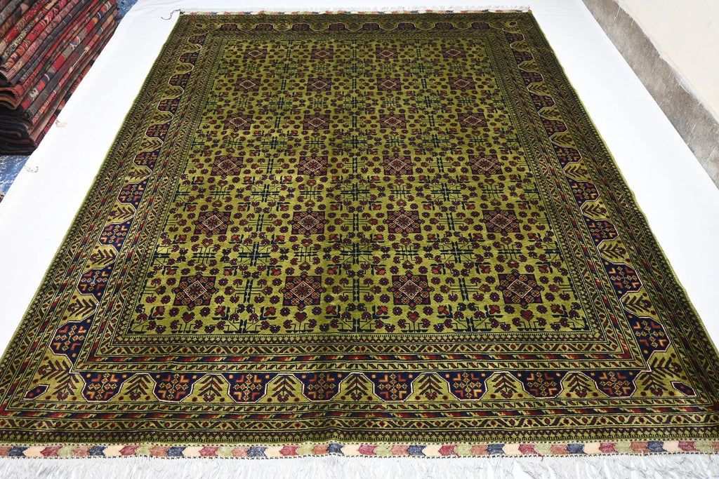 Zamora 8’1” × 12’2”