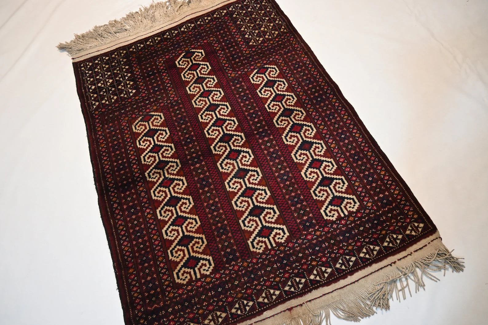 Zareen 3’0” × 4’2”