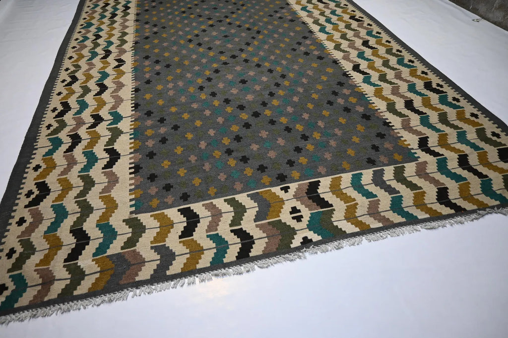 Zelmik 6'7" × 10'0"