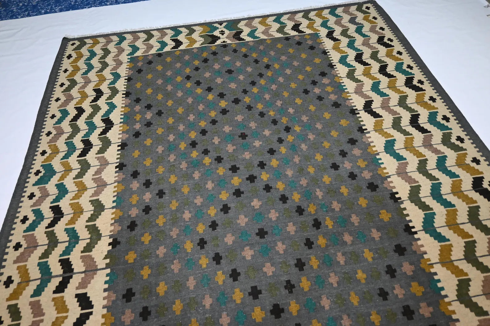 Zelmik 6'7" × 10'0"