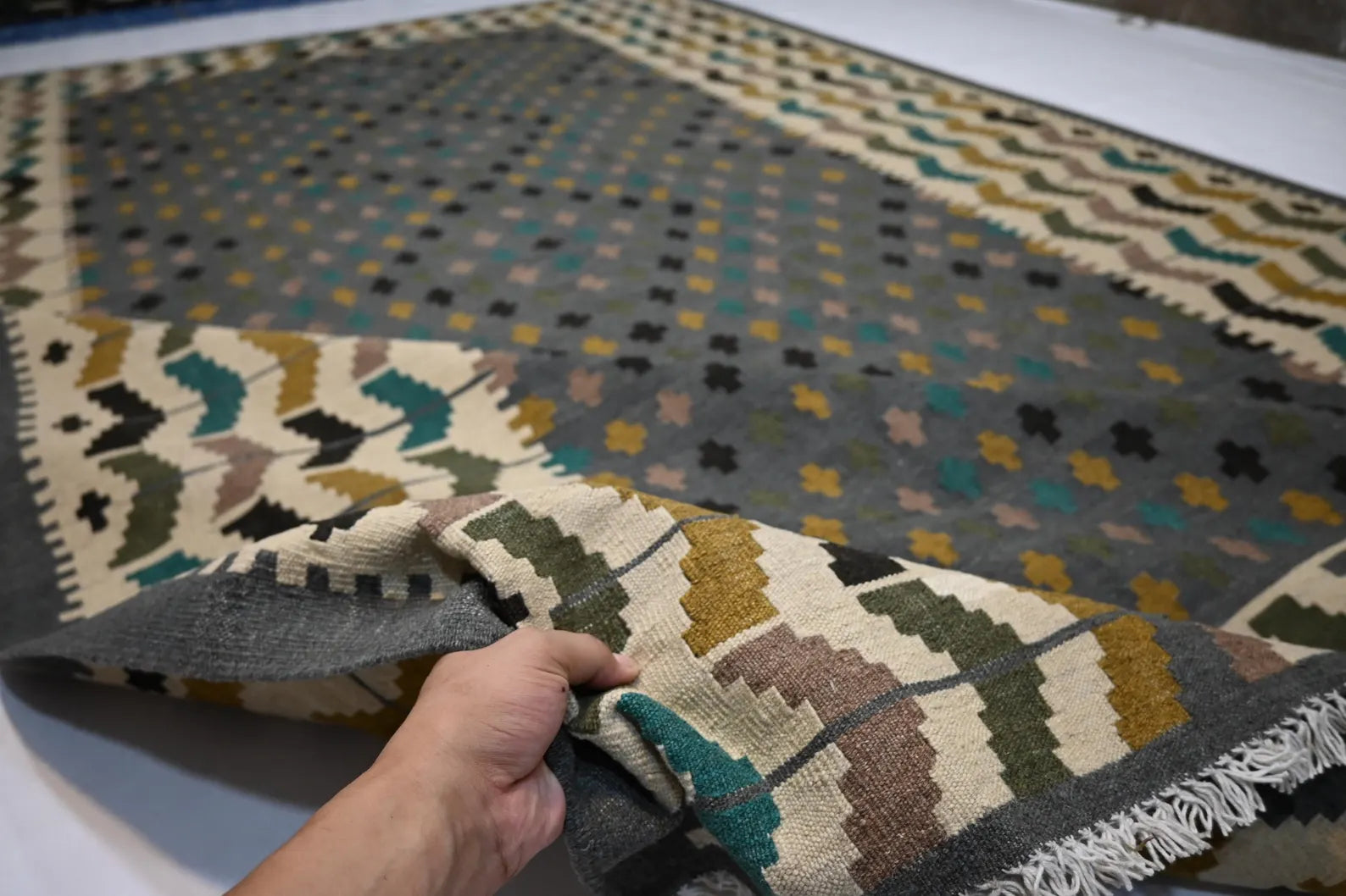 Zelmik 6'7" × 10'0"