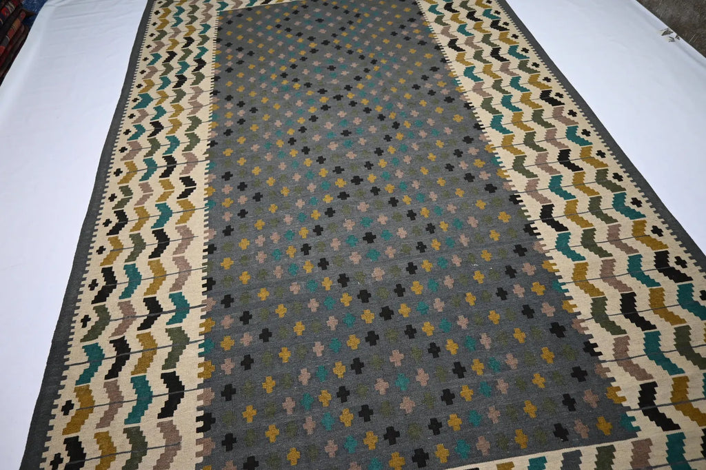 Zelmik 6'7" × 10'0"