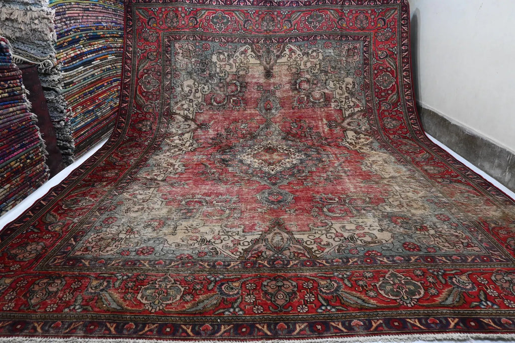 Crivorn 10’7” × 12’11”