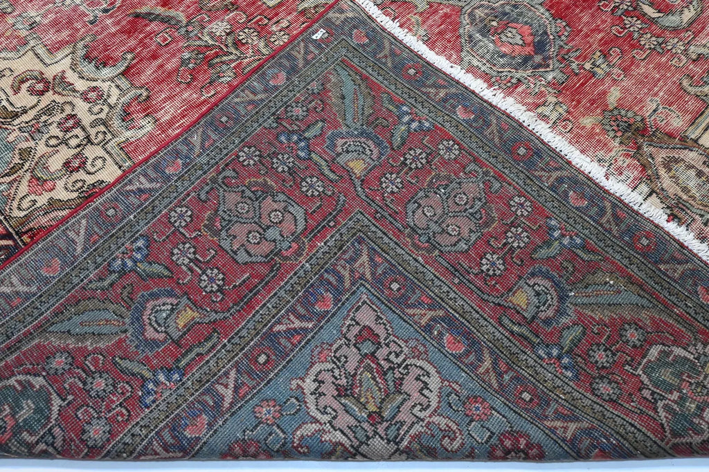 Crivorn 10’7” × 12’11”