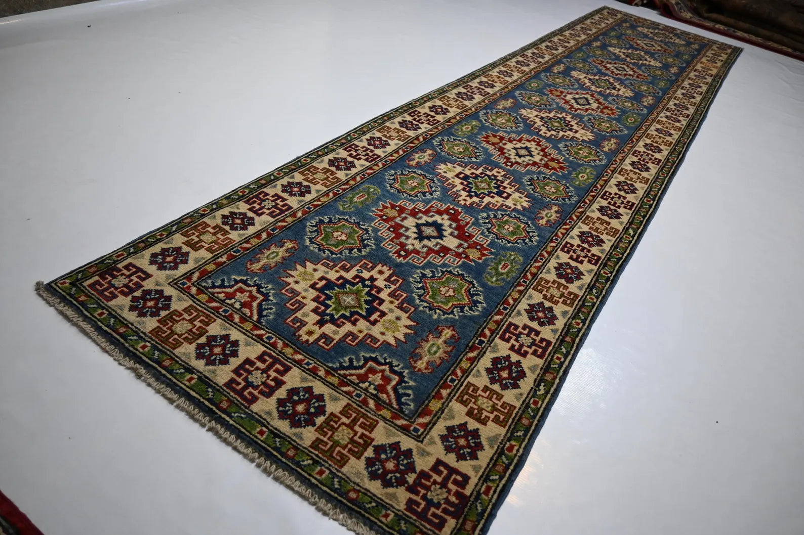 Kazdora 2'8" × 11'3"