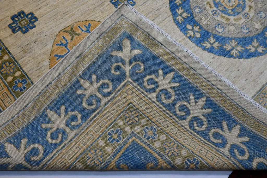 Azuryn heirloom  9'10" × 13'10"