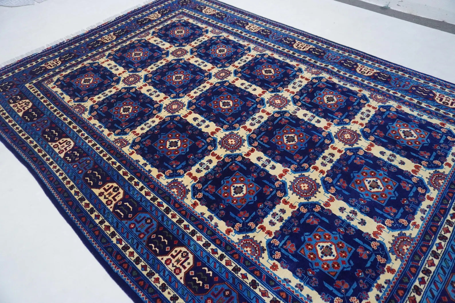 Gridara 6’5” × 9’9”