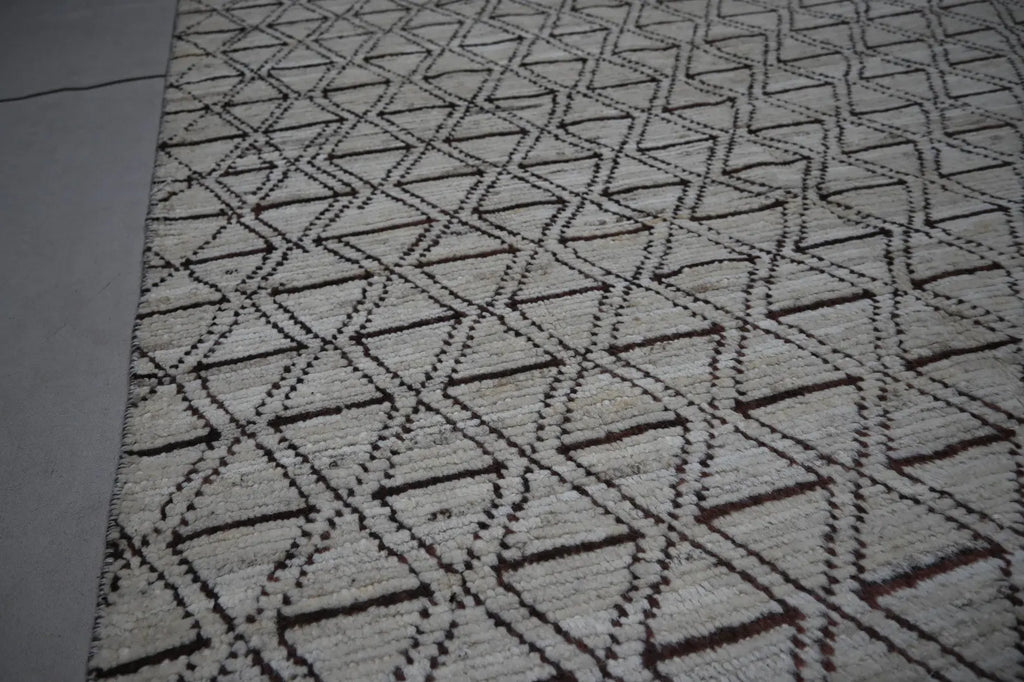 Zareenah  4'2" × 5'5"