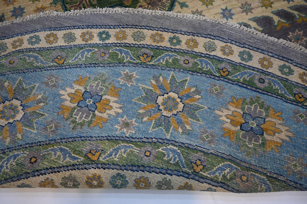 Astraqor 9'9" × 9'11"