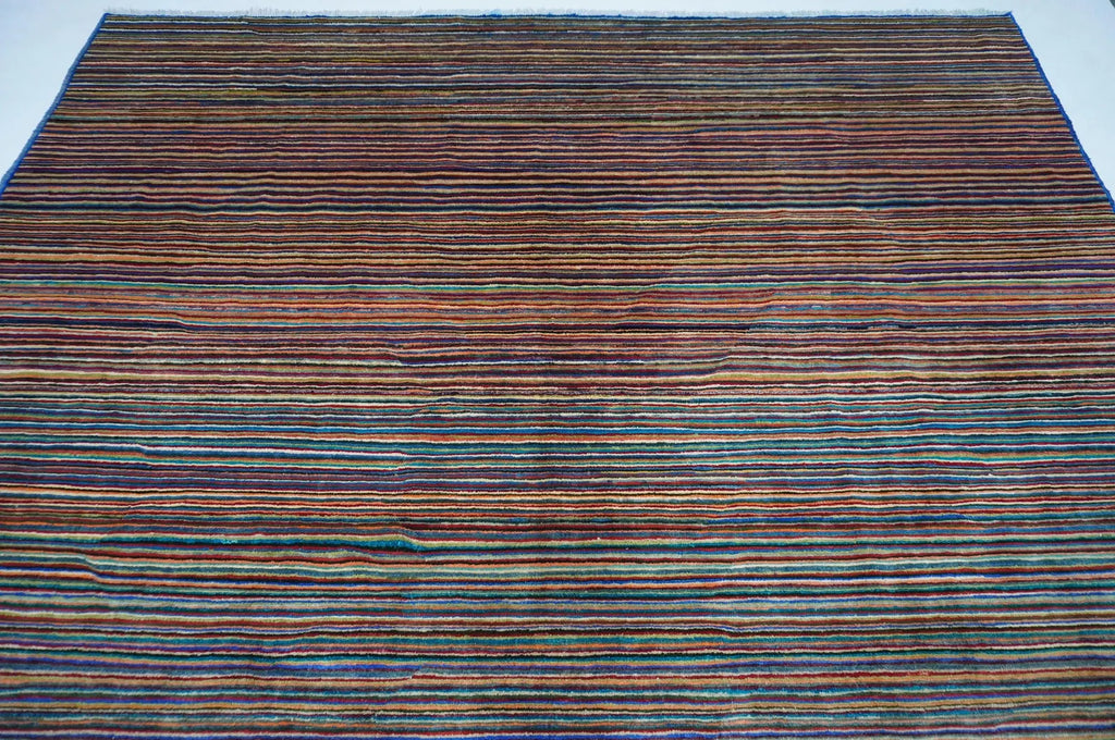 Lineora  8'6" × 11'4"