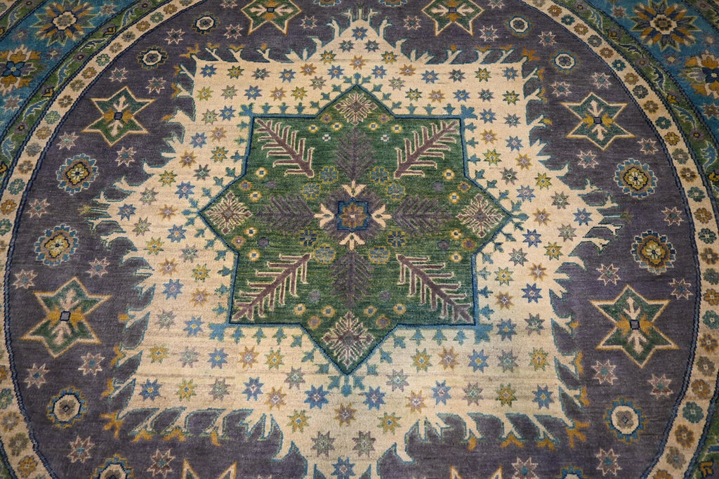 Astraqor 9'9" × 9'11"