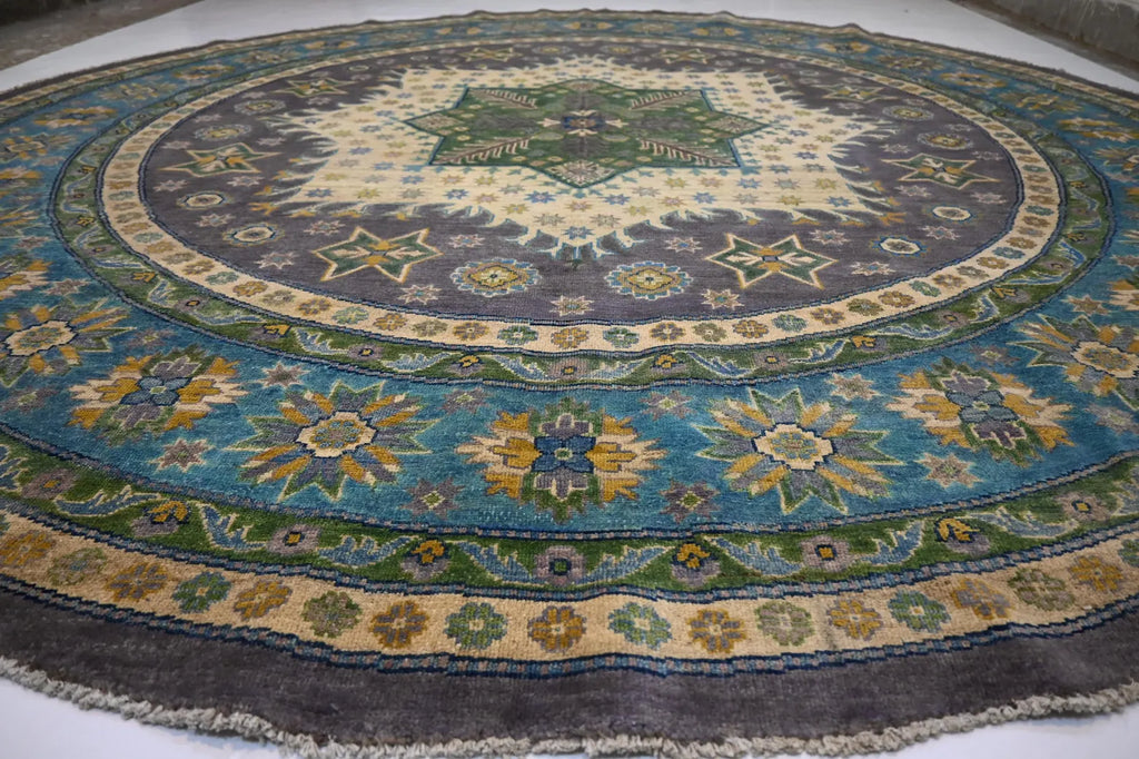 Astraqor 9'9" × 9'11"