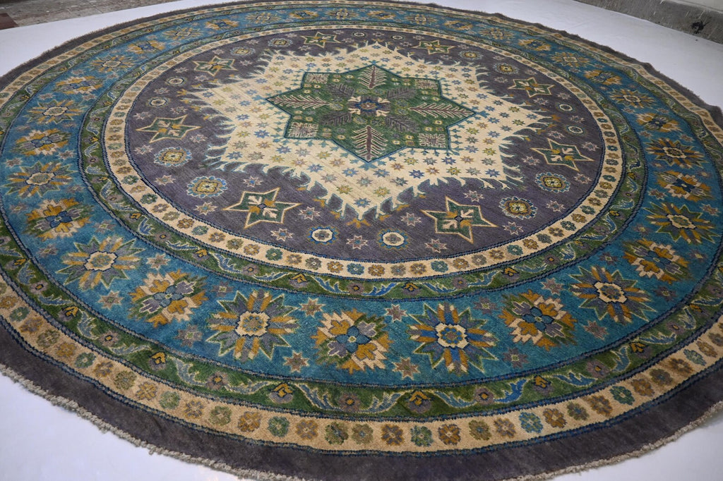 Astraqor 9'9" × 9'11"