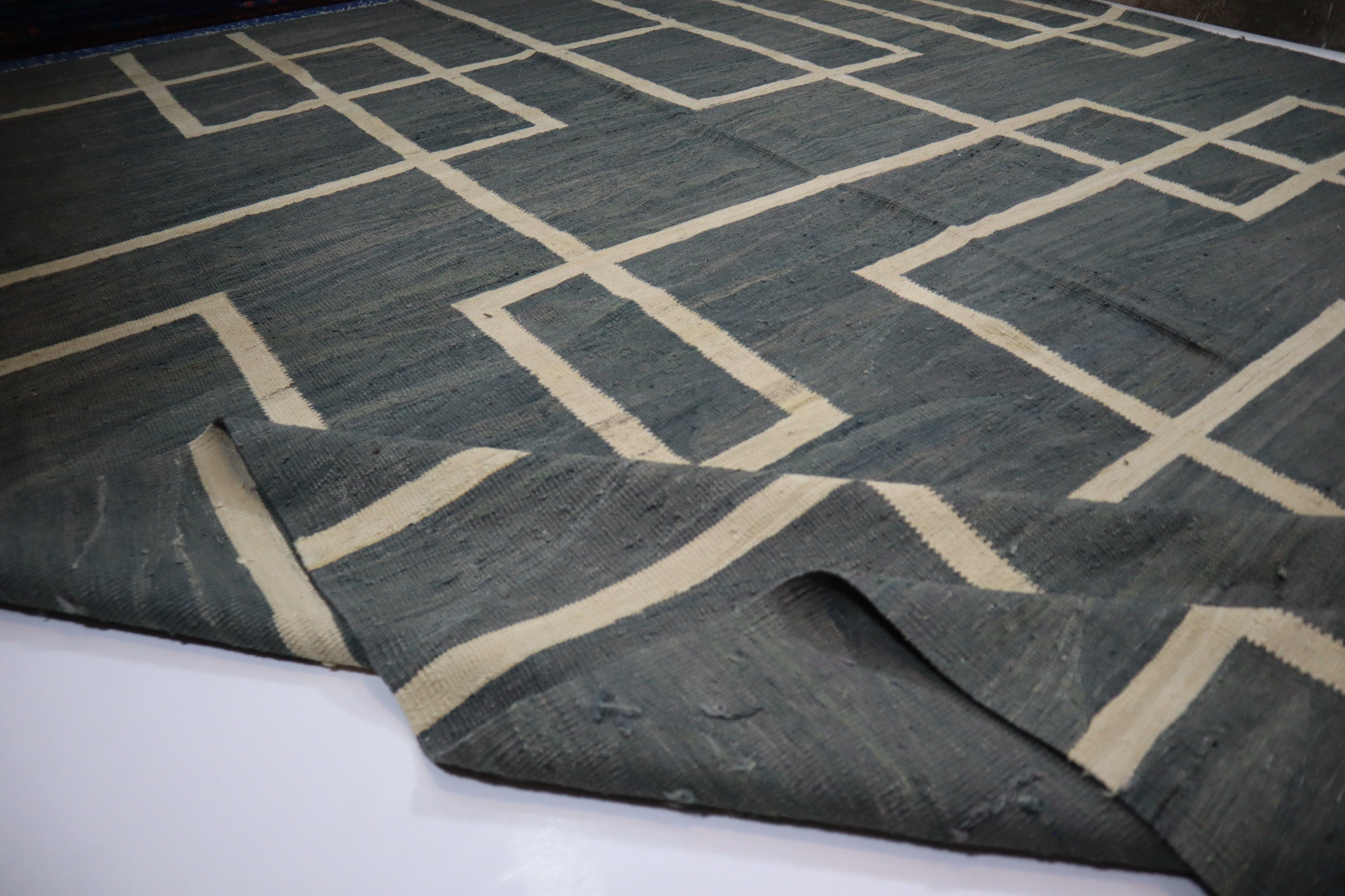 Premium Gray Afghan Handmade Wool Flatweave Kilim Area Rug 11x15 Feet