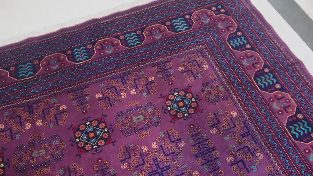 Regaliaa  9’8” × 12’6”