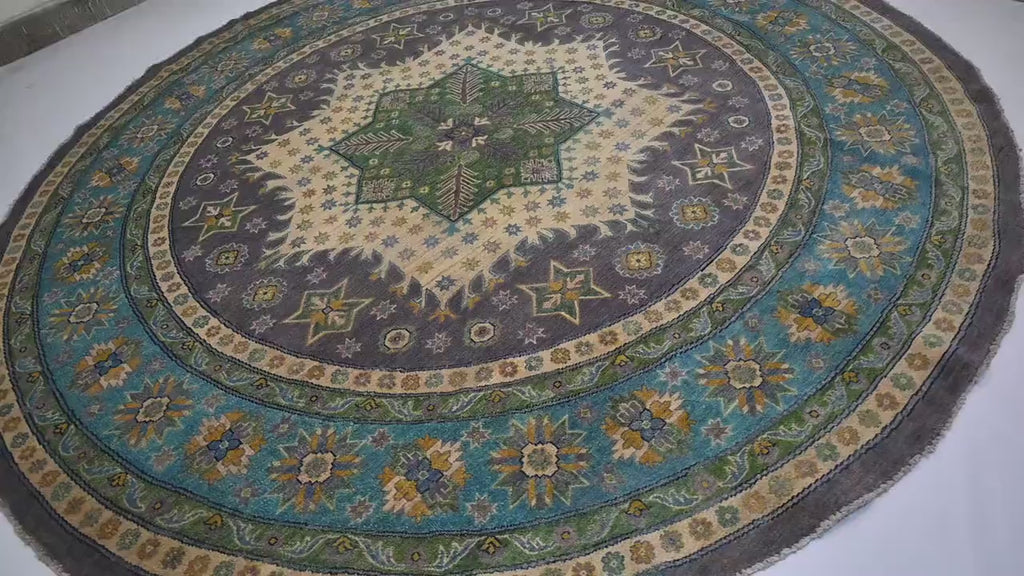 Astraqor 9'9" × 9'11"