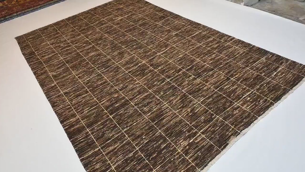 Rawnak 6’5” × 9’10”