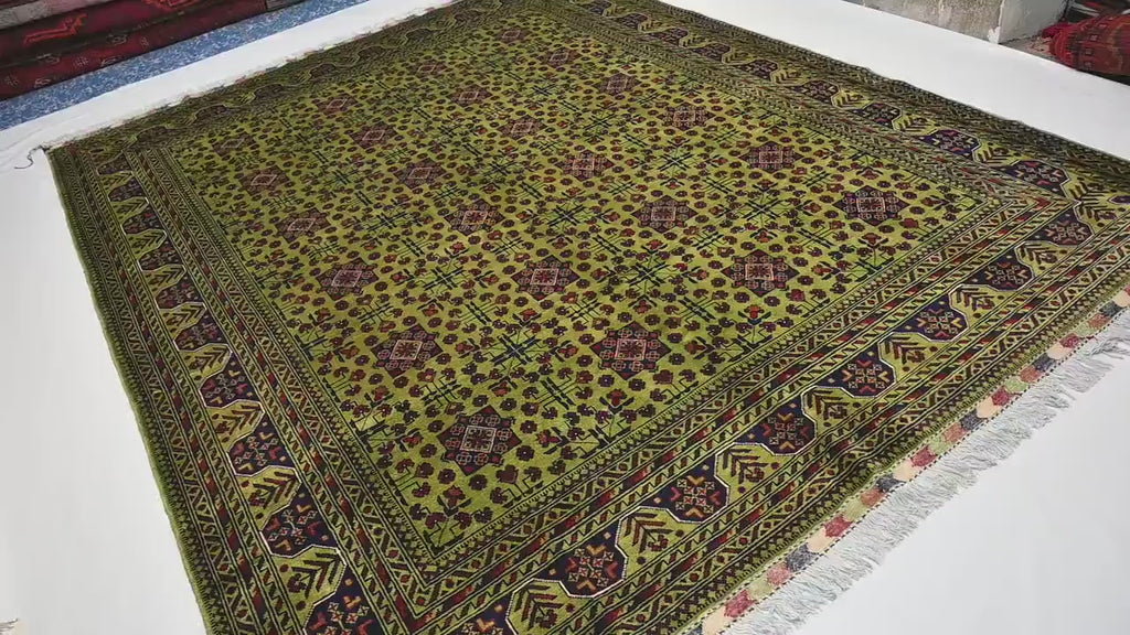 Zamora 8’1” × 12’2”